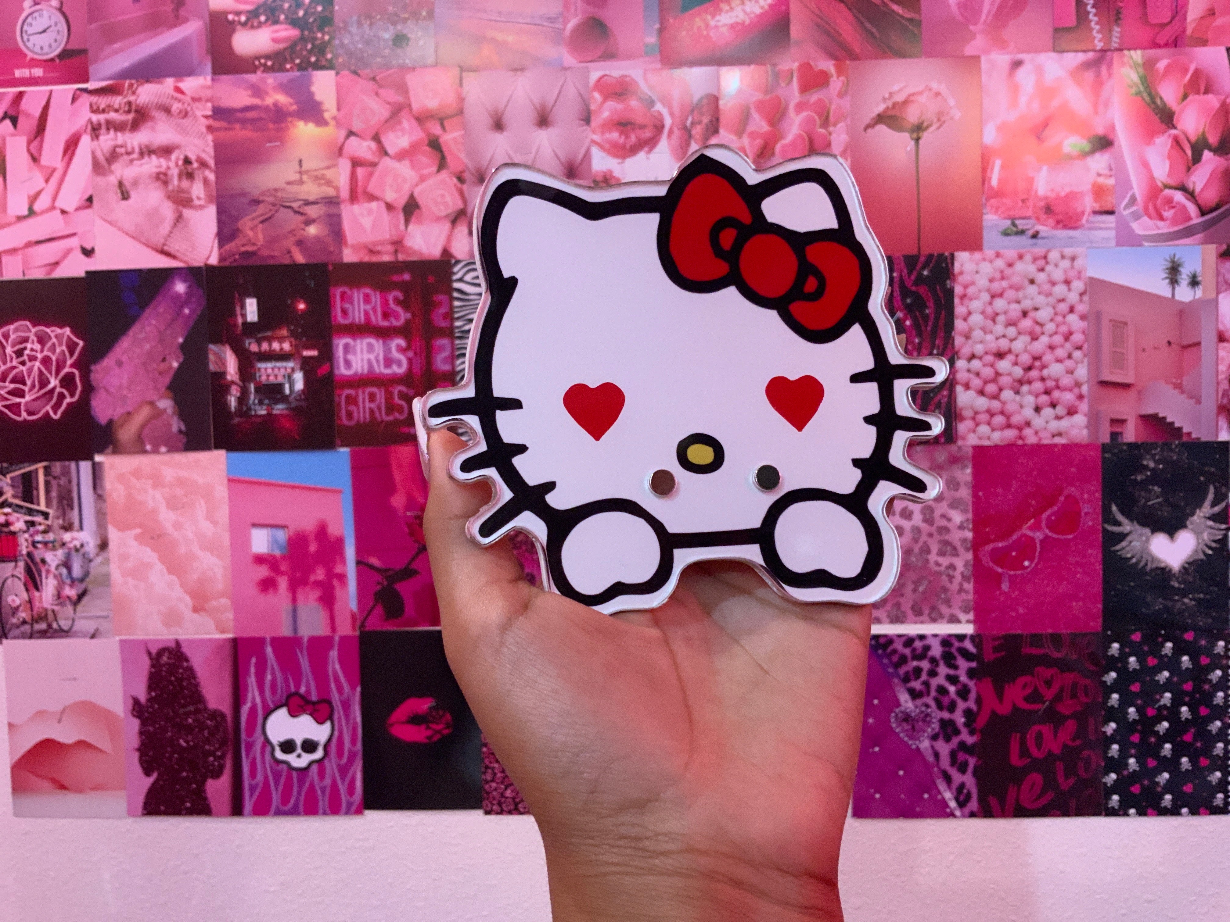 Heart Eye Hello Kitty Tile